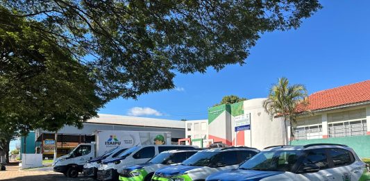 Cambira recebe cinco novos veículos para reforçar a saúde municipa
